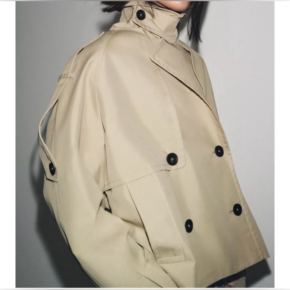 Zara ZW Collection Short Trench Coat NWT Size L in Black
